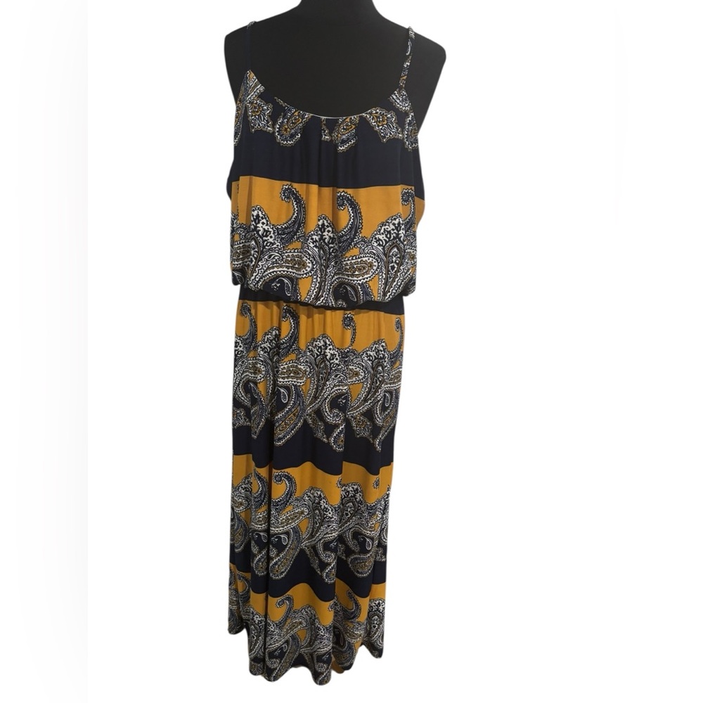 Magic Plus Size Black and Gold Paisley Maxi Sundress- size 3X - Picture 7 of 7